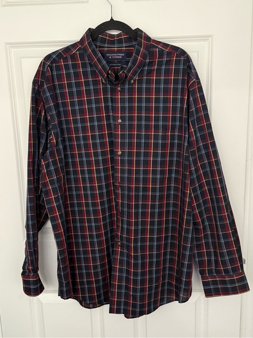 Roundtree & Yorke Navy Plaid Button-Front Shirt with Red and Cream Stripes